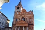 Una passeggiata notturna tra l’arte e la storia di Borgomanero 
